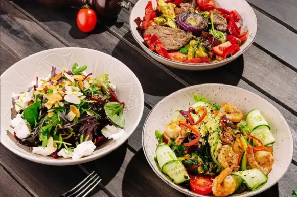 Comidas de verão leves e nutritivas, como escolher